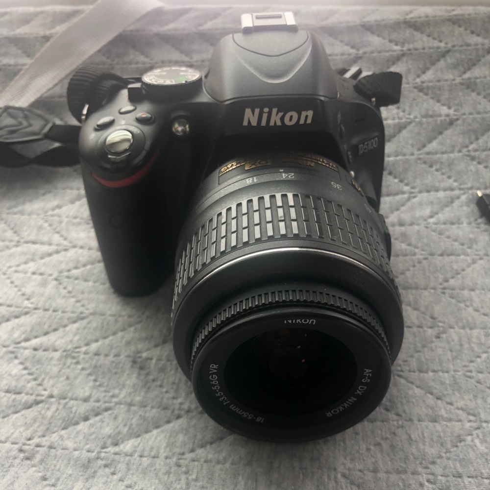 Nikon Camera 🎥